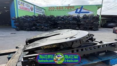 2022 Jost JSK37U Fifth Wheel