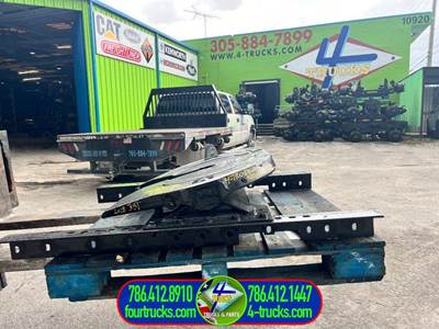 2018 Jost JSK37USA Fifth Wheel