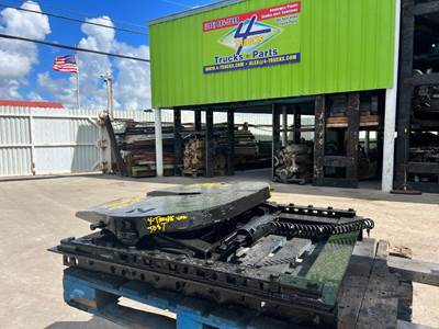 2014 Jost JSK37USL Fifth Wheel