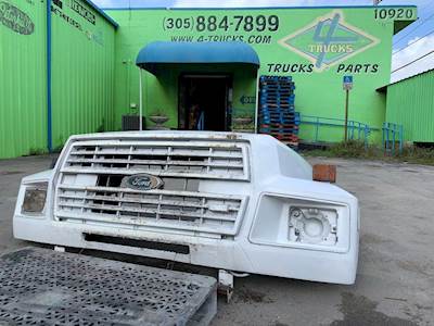 1990 Ford F-700 Hood