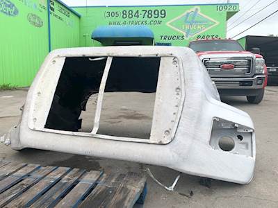 1996 Ford L8000 Hood