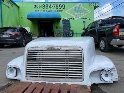 2005 Freightliner Century Class Hood