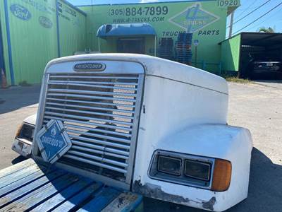 2003 Freightliner FLD120 Hood