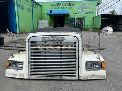 2002 Freightliner FLD120 Hood