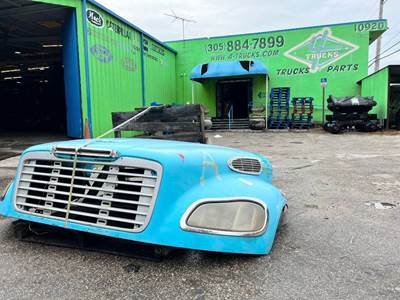 2010 Freightliner M2 106 Hood