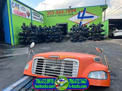2007 Freightliner M2 Hood