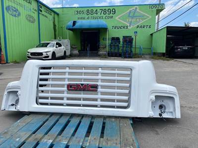 2007 GMC C7500 Hood