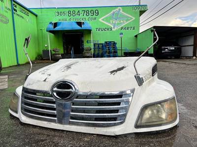 2010 Hino 268 Hood