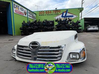2012 Hino 268 Hood