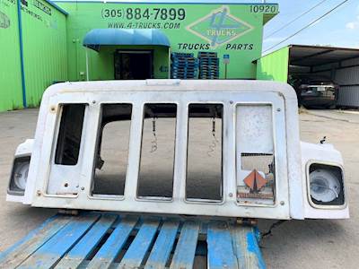 2001 International Hood 2564