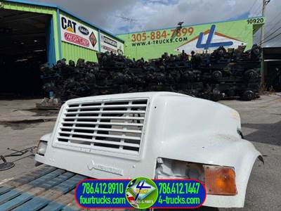 2002 International 4700 Hood