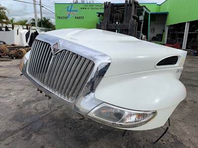 2006 International 4900 Hood