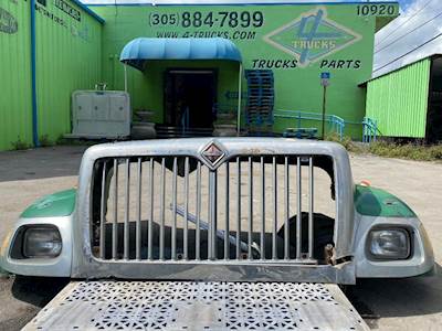 2006 International 7400 Hood