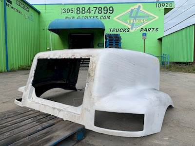 1996 International 9200 Hood