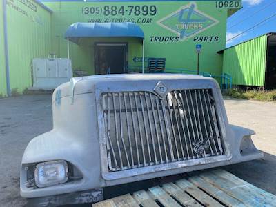 2002 International 9400 Hood