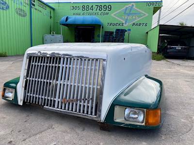 1992 International 9400 Hood