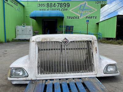 2006 International 9400i Hood