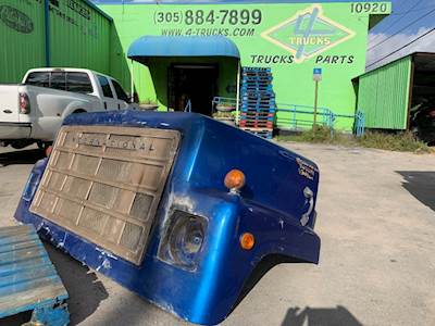 1987 International S2200 Hood