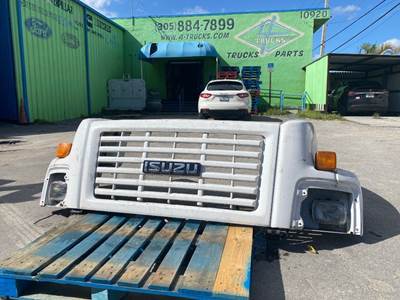 2005 Isuzu HTR Hood