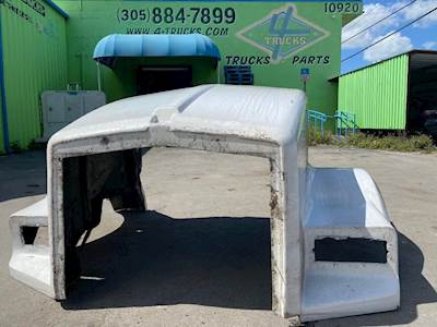 2004 Kenworth T800 Hood