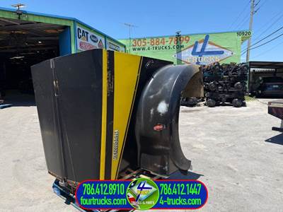 1983 Kenworth W900 Hood