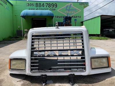 2002 Mack CH613 Hood