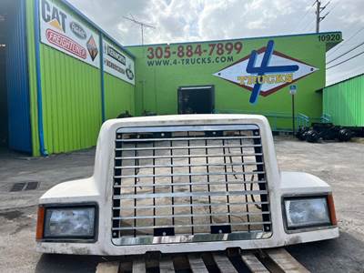 2005 Mack CH613 Hood