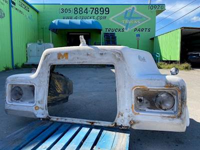 1982 Mack DM600 Hood