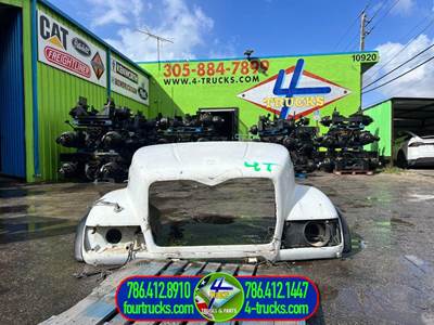 2006 Mack Granite CV713 Hood