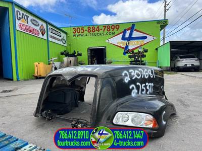 2014 Mack Vision Hood