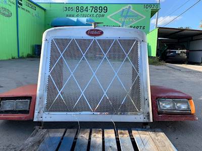 1997 Peterbilt 377 Hood