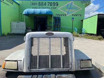 1998 Peterbilt 377 Hood