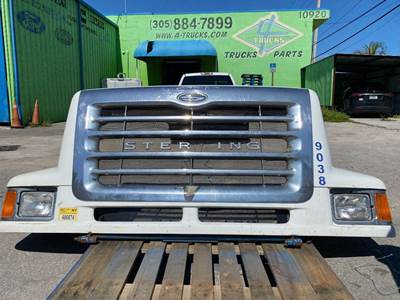 2007 Sterling LT8500 Hood