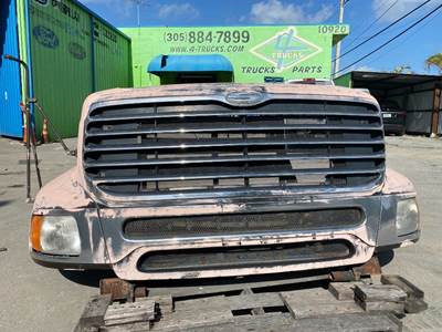 2005 Sterling LT9500 Hood