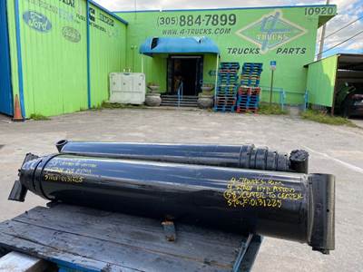 2003 COMMERCIAL INTERTECH Hydraulic Cylinder