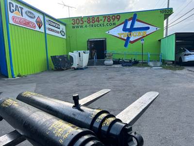 2003 COMMERCIAL Hydraulic Cylinder