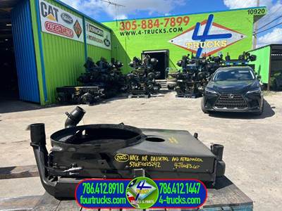 2002 Mack MR Radiator