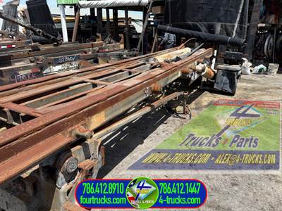 2005 Galbreath U15 IO 174 Roll Off Body