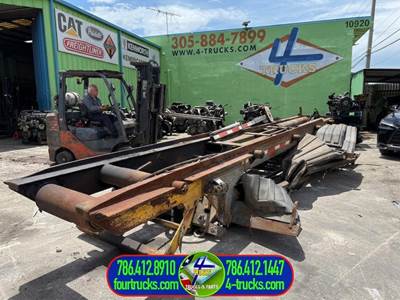 2005 G&H MANUFACTURING 1560 ROLL-OFF-HOIST 60K LBS CAPACITY