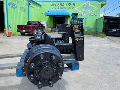 2010 Hendrickson Tag / Pusher Axle