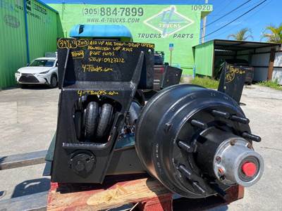 2013 Hendrickson AIR UP AIR DOWN Tag / Pusher Axle