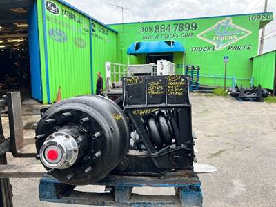 2013 Hendrickson AIR UP AIR DOWN Tag / Pusher Axle