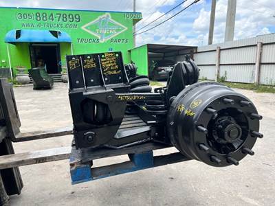 2015 Hendrickson STEERABLE LIFT AXLE Tag / Pusher Axle