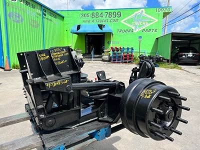 2012 Hendrickson STEERABLE LIFT AXLE Tag / Pusher Axle