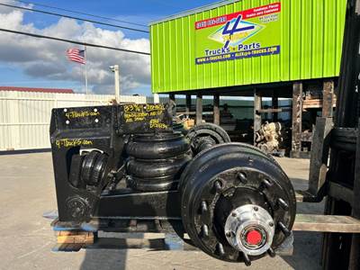 2009 Hendrickson AIR UP AIR DOWN Tag / Pusher Axle