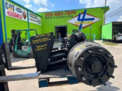2017 Hendrickson STEERABLE LIFT AXLE Tag / Pusher Axle