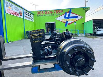 2018 Hendrickson STEERABLE LIFT AXLE Tag / Pusher Axle