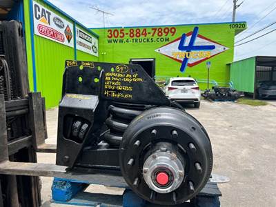 2010 Hendrickson AIR UP AIR DOWN Tag / Pusher Axle