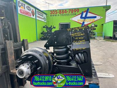 2012 Hendrickson AIR UP AIR DOWN Tag / Pusher Axle