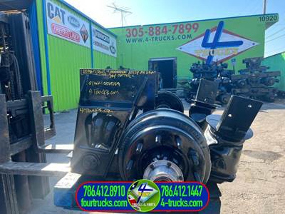 2013 Hendrickson AIR UP. AIR DOWN,DROP CENTER Tag / Pusher Axle